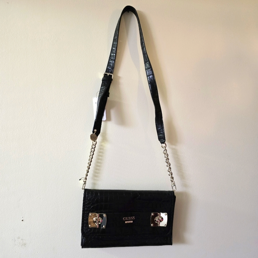 Guess Purse NWT